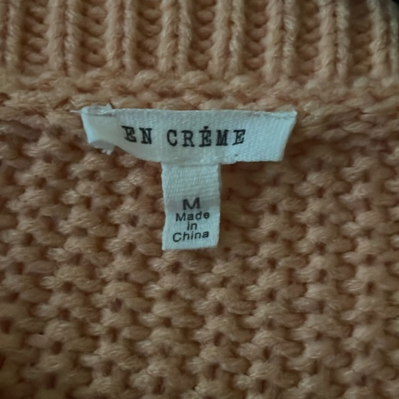 Coral knitted sweater with pom-poms - Picture 3 of 4